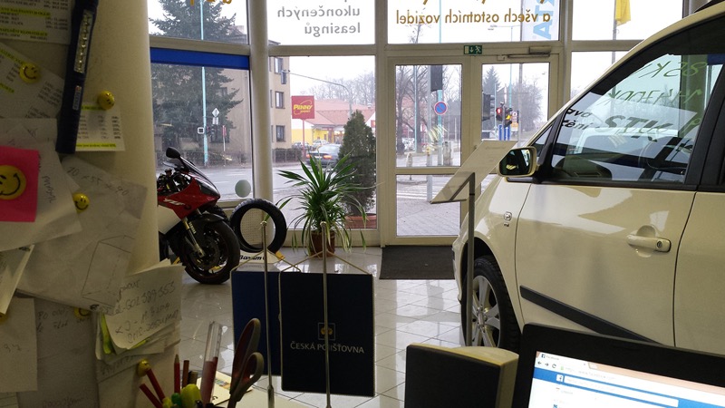 Showroom autoservisu Pelhřimov — prodej a příprava vozidel